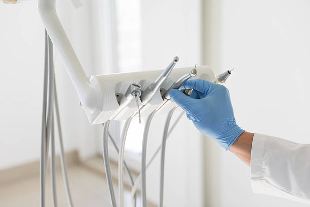 24/7 Emergency Tooth Extraction experts in Dearborn Heights, MI
